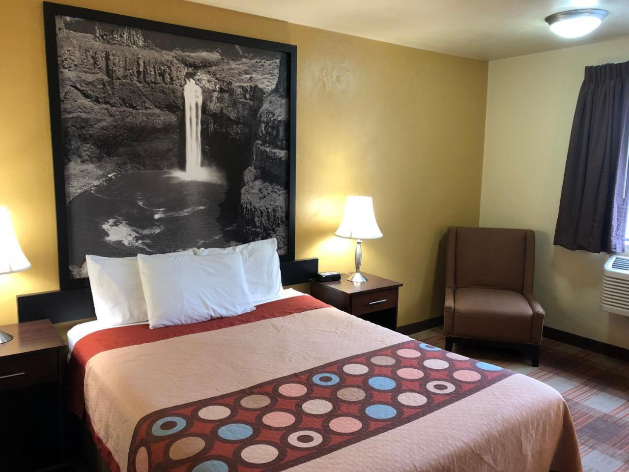 Super 8 By Wyndham Kennewick Μοτέλ Εξωτερικό φωτογραφία